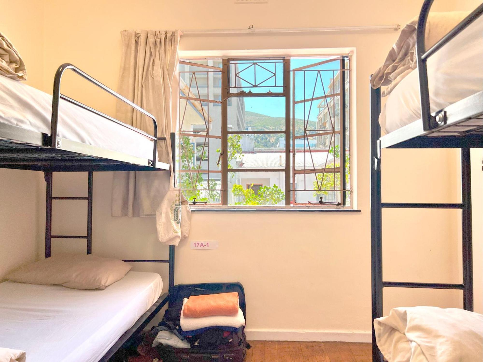 Long Street Backpackers (Adults Only) Hostel Cape Town Exterior foto