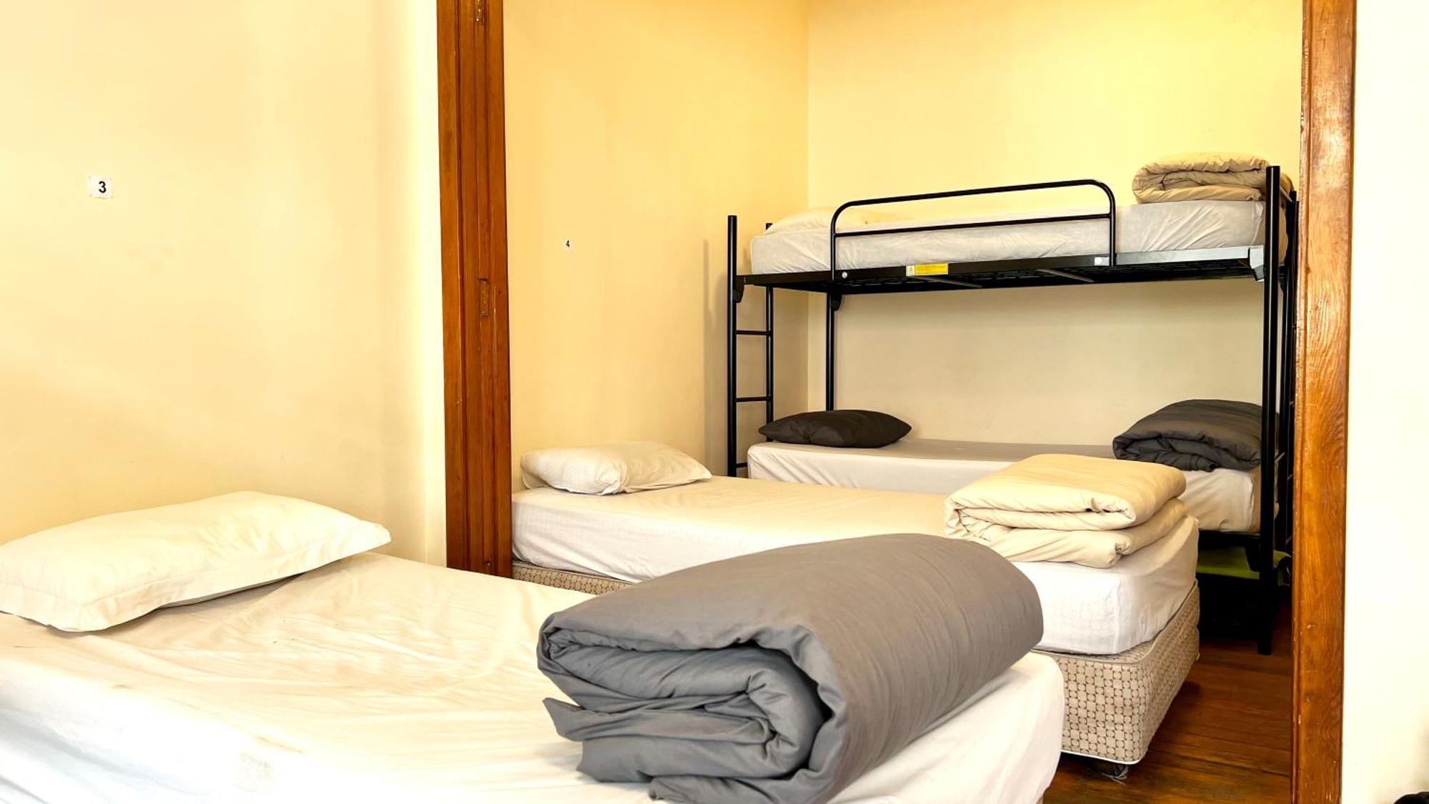 Long Street Backpackers (Adults Only) Hostel Cape Town Exterior foto