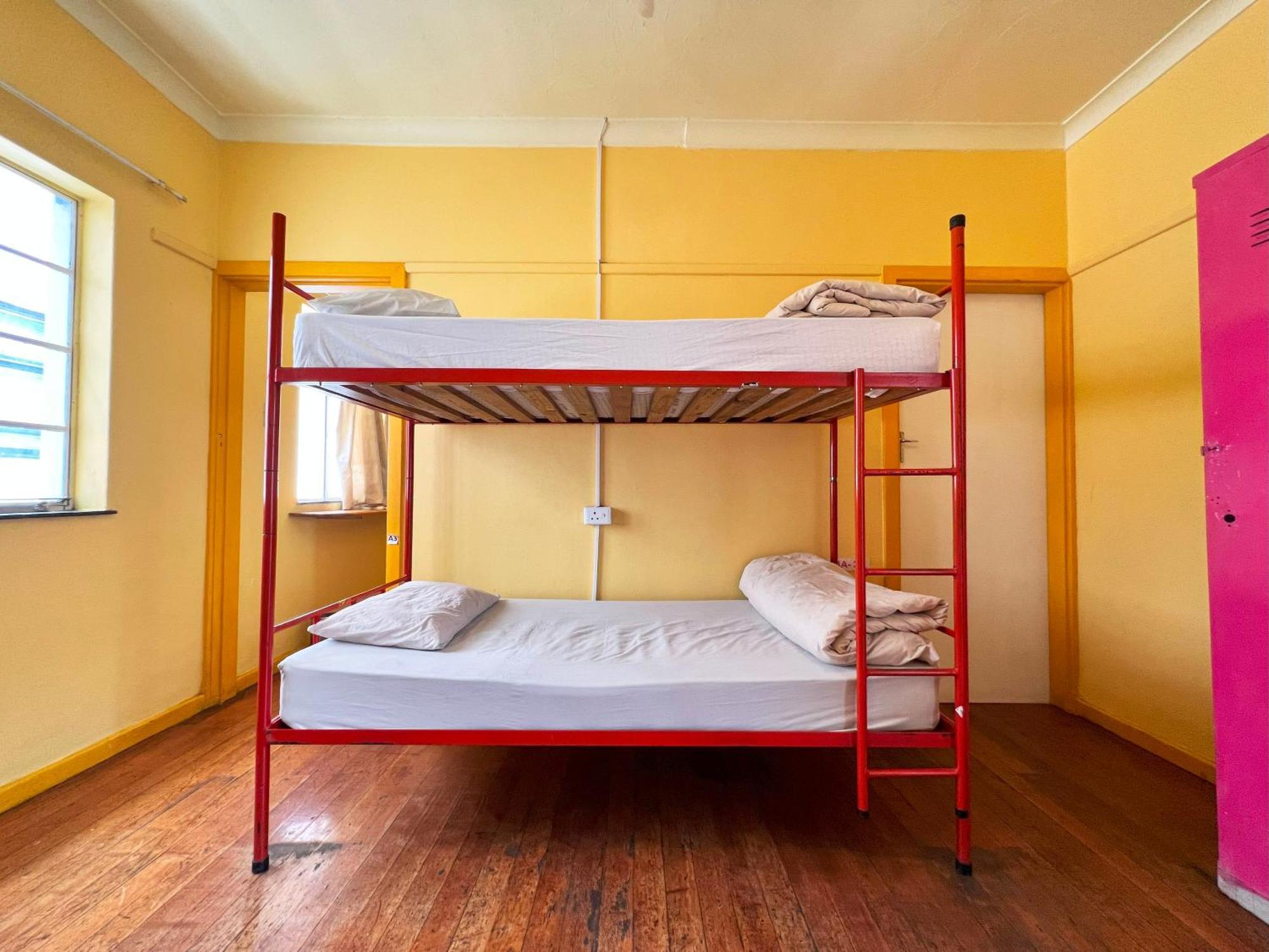 Long Street Backpackers (Adults Only) Hostel Cape Town Exterior foto